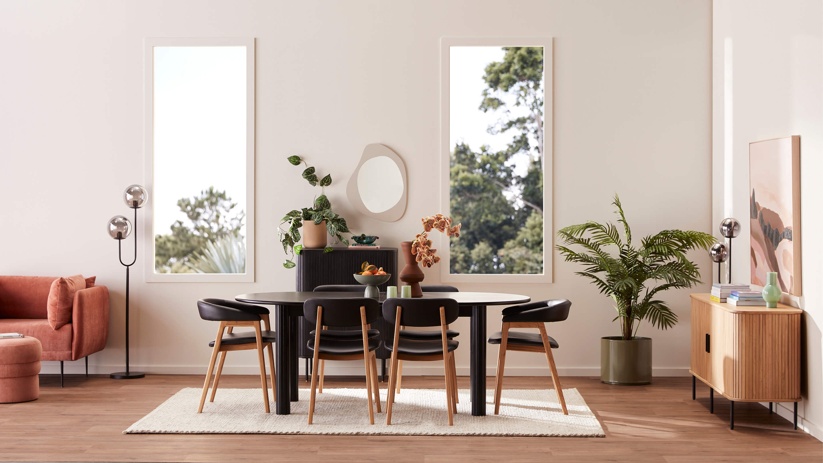 Noir II Dining – Life Interiors