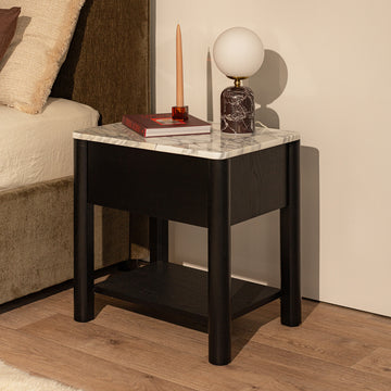 Arabescato Carrara Marble / Black Oak