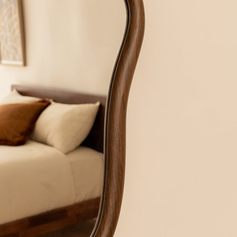 Walnut / 90 x 50cm