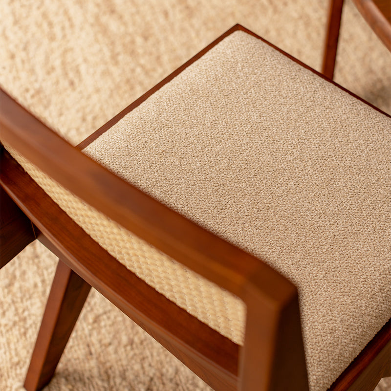 Sand Boucle / Walnut