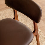 Chocolate Brown / Walnut