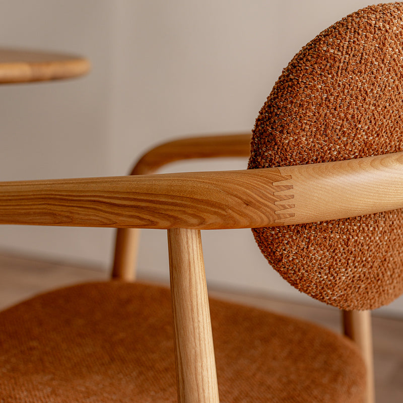 Caramel Textured Weave / Ash