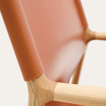 Light Brown / Ash