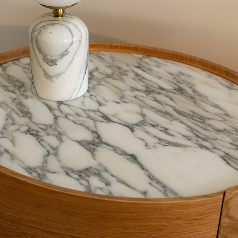 Arabescato Carrara Marble / Oak