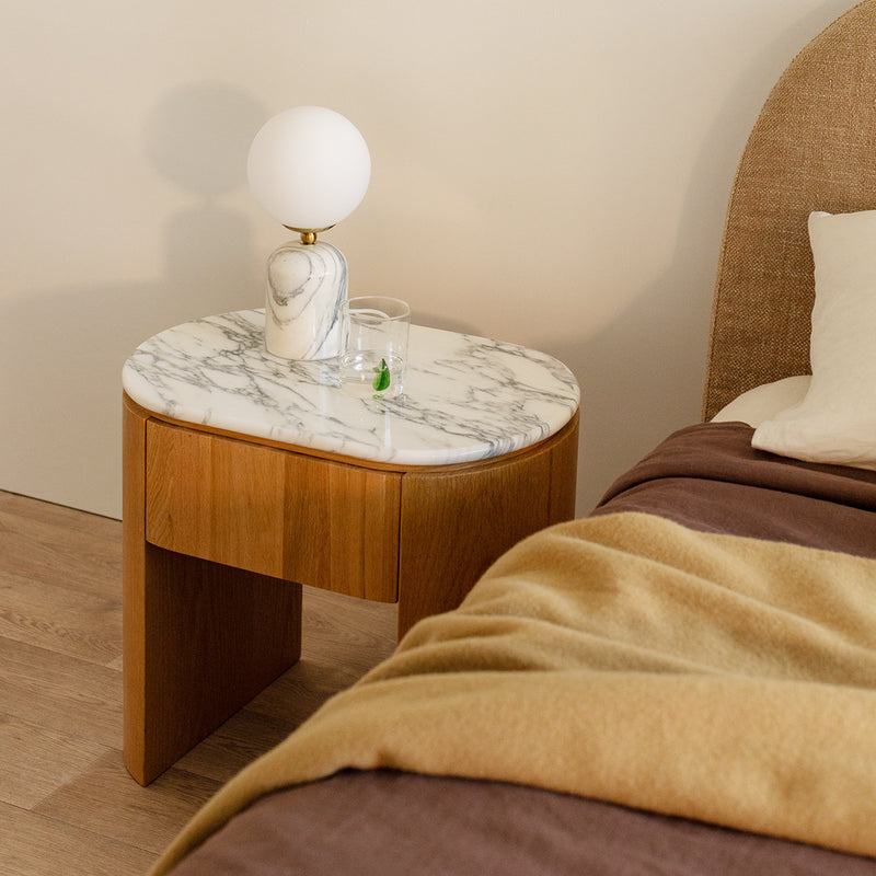 Arabescato Carrara Marble / Oak