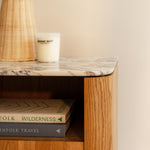 Arabescato Carrara Marble / Oak