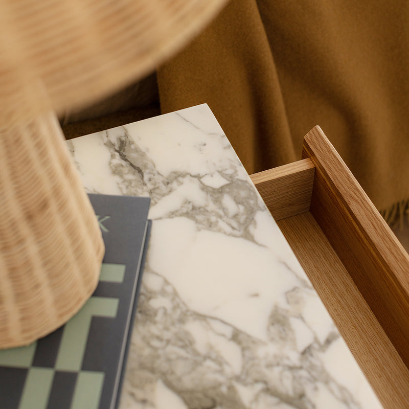 Arabescato Carrara Marble / Oak