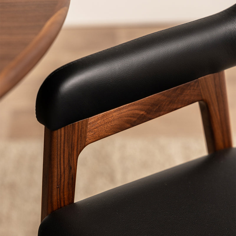 Black / Walnut