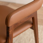 Tan / Walnut