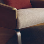 Brown / Walnut