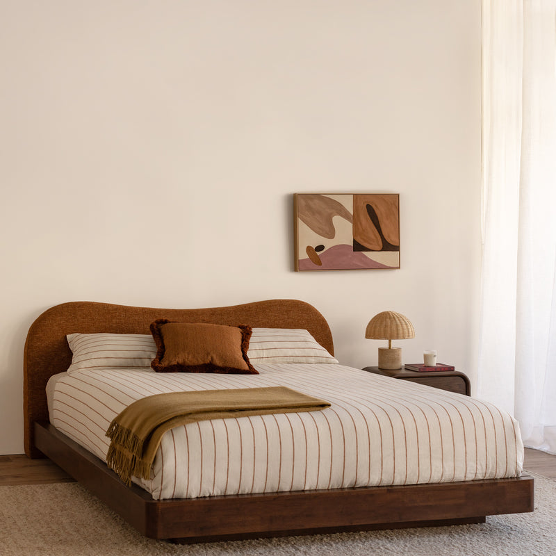 Caramel Textured Weave / Walnut