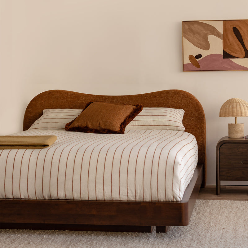 Caramel Textured Weave / Walnut