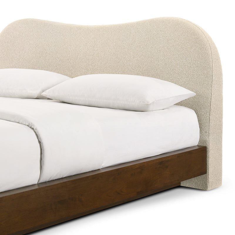 Sand Boucle / Walnut