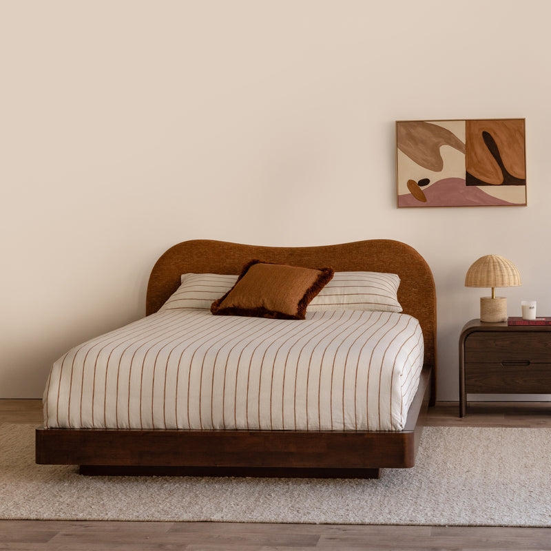 Caramel Textured Weave / Walnut