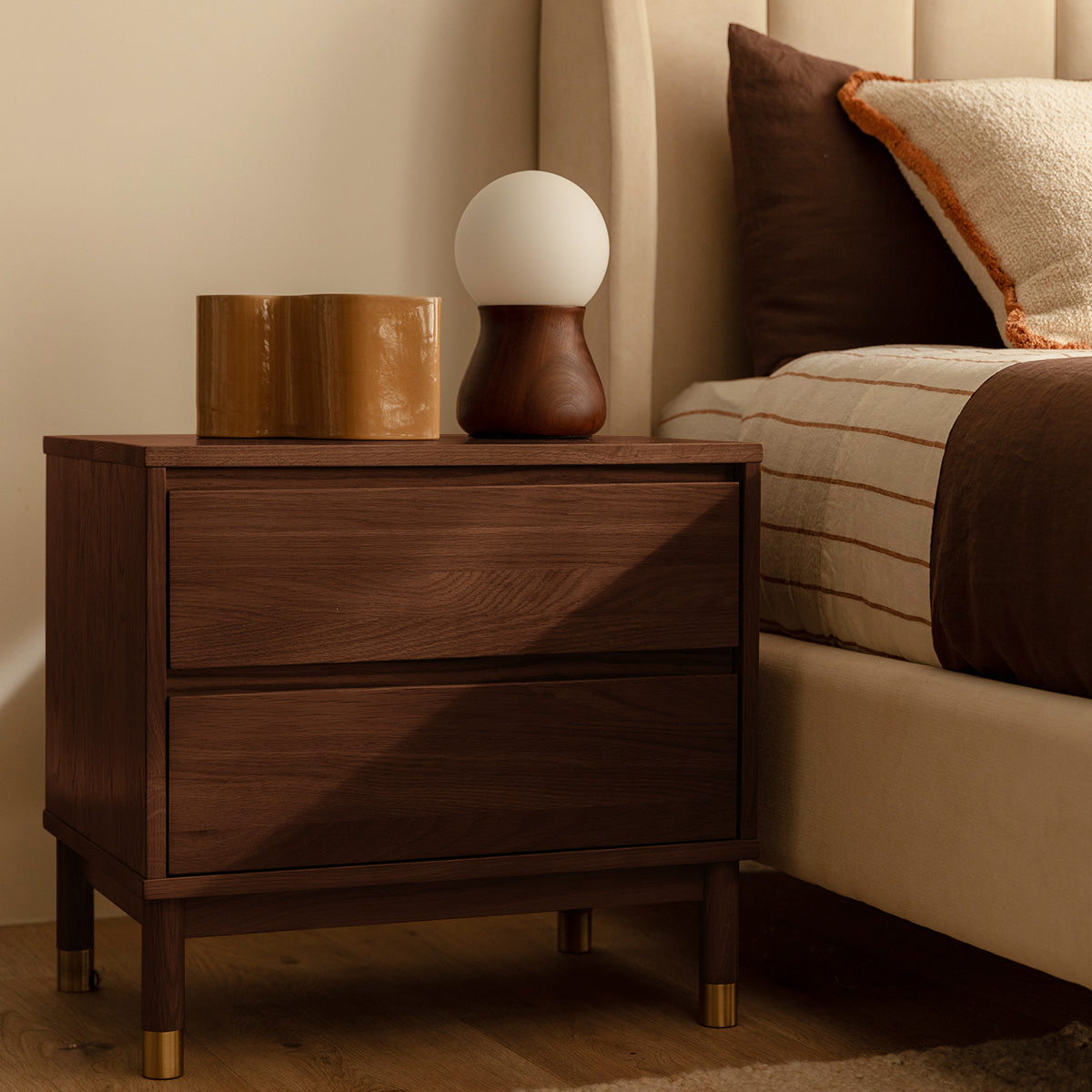 Marlo Bedside Table – Life Interiors