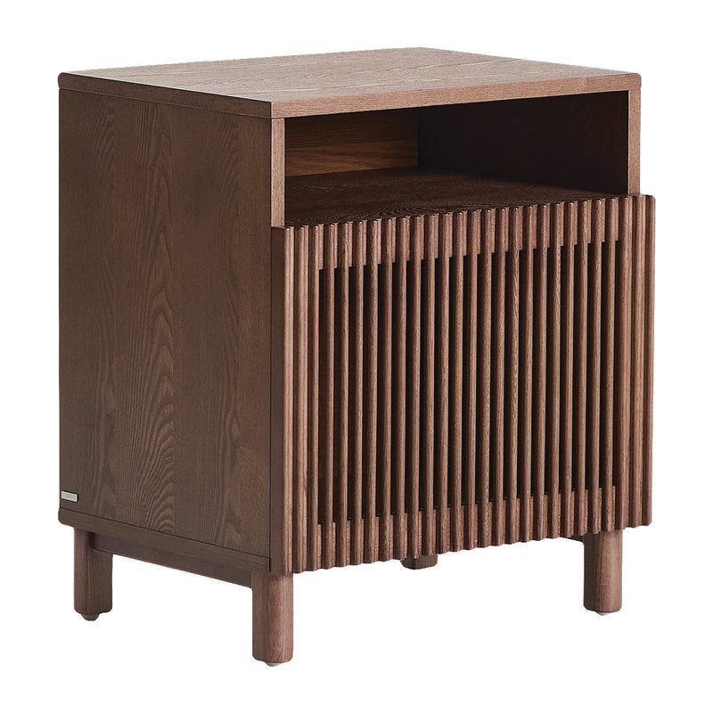 Walnut / 53 x 62cm