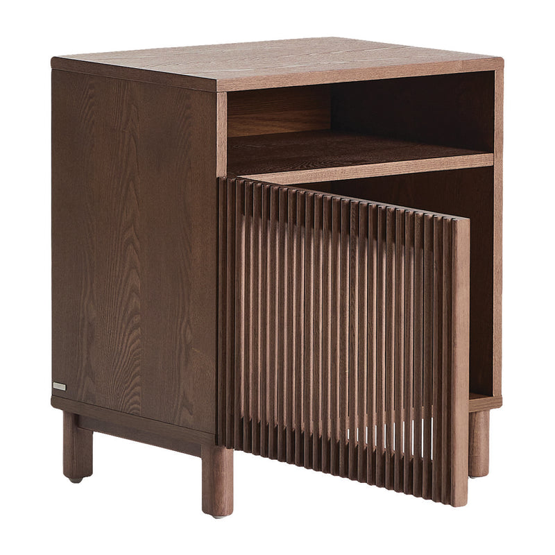 Walnut / 53 x 62cm