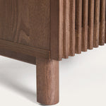Walnut / 53 x 62cm