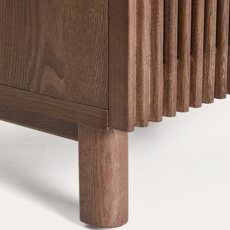Walnut / 53 x 62cm