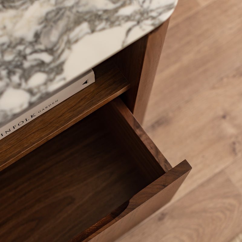 Arabescato Carrara Marble / Walnut