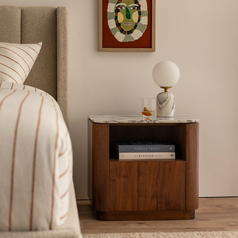 Arabescato Carrara Marble / Walnut