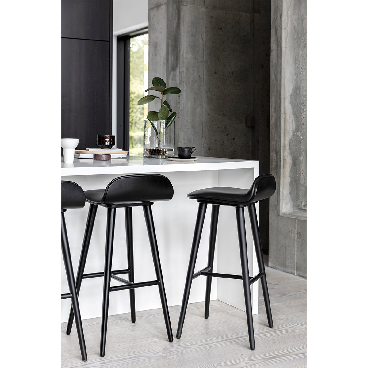 Black leather deals bar stool