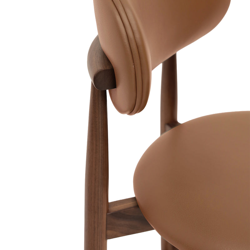 Tan / Walnut