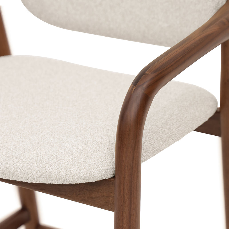 Sand Boucle / Walnut