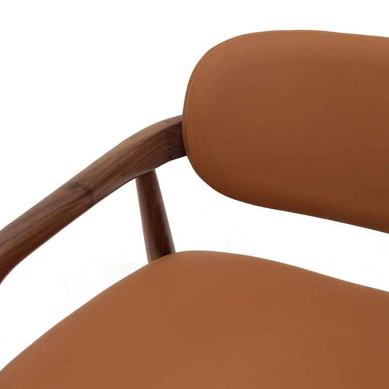 Tan / Walnut