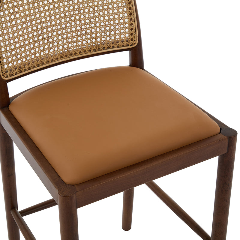 Light Tan Leather / Walnut