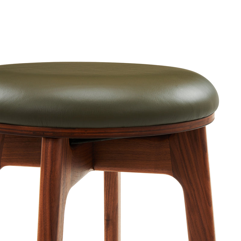Olive Green / Walnut