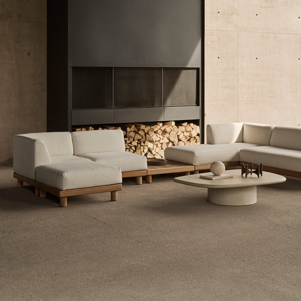 Elements Outdoor Pebble Coffee Table (Light Grey, 134 x 96cm)