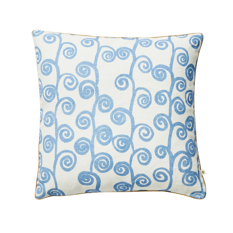 Life X Bonnie &amp; Neil Loop Cushion (50cm, Light Blue, Yves Klein Blue)