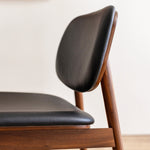 Black / Walnut