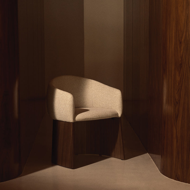Beige / Walnut