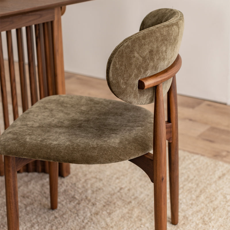 Olive Moss / Walnut