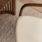 Cream / Walnut