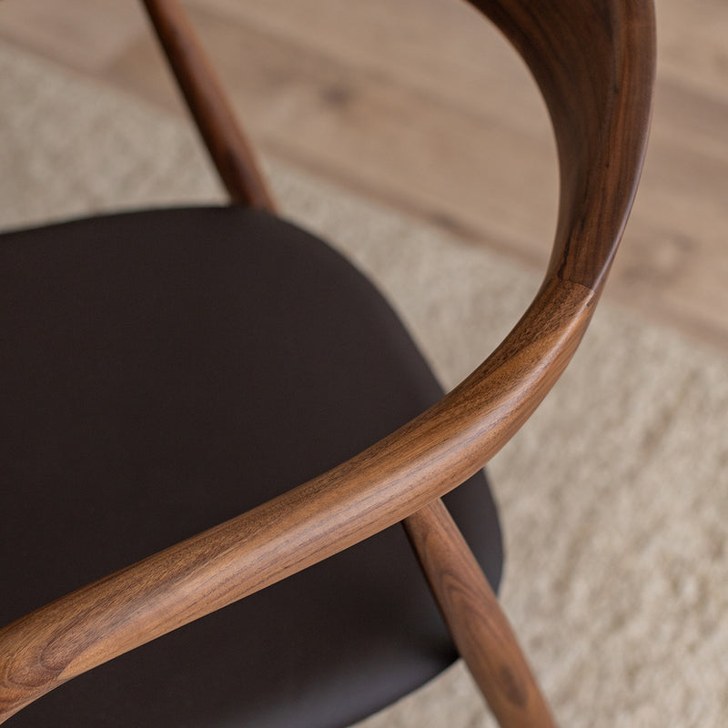 Chocolate Brown / Walnut