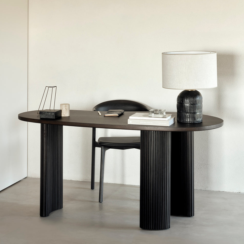 Boomerang Desk