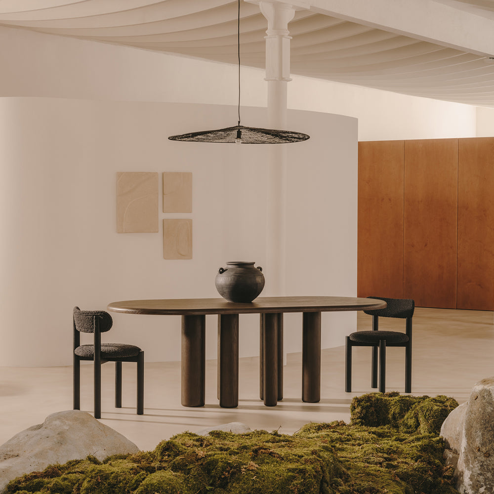 Mailen Oval Table