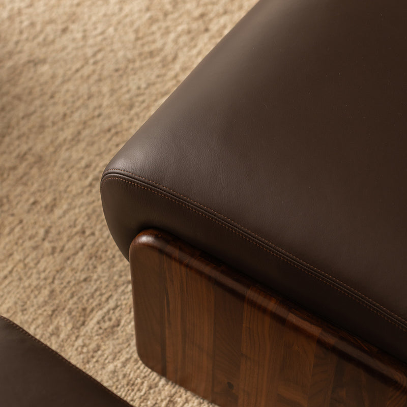 Chocolate Leather / Walnut