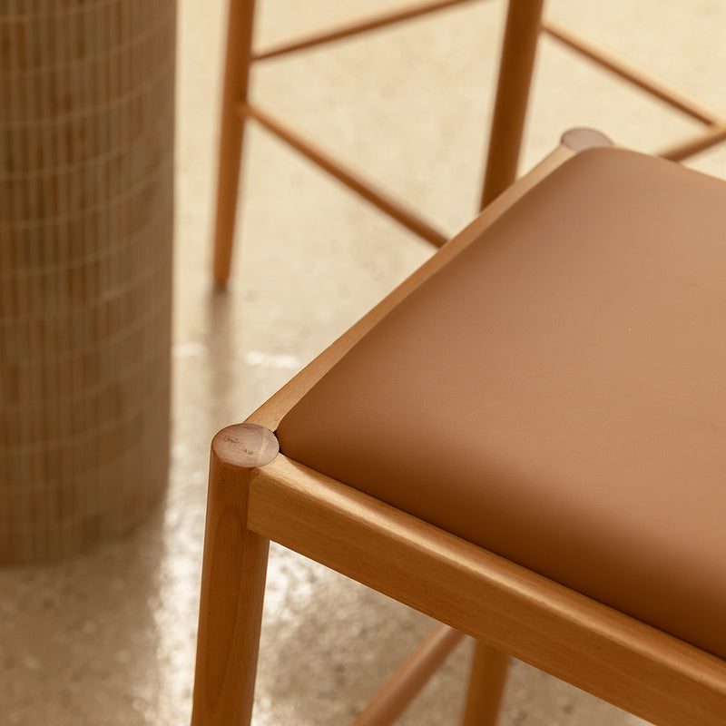 Light Tan Leather / Natural