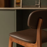 Chocolate Brown / Walnut
