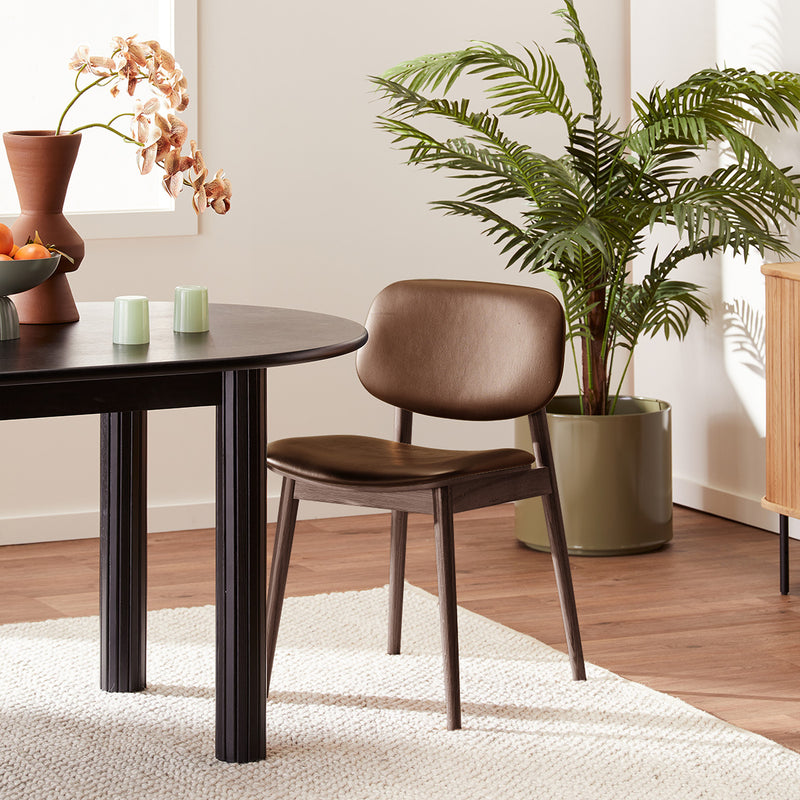 Chocolate Brown / Walnut