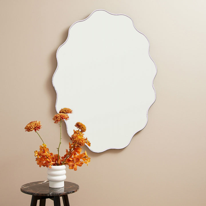 Artemis Oval Mirror (Lilac)