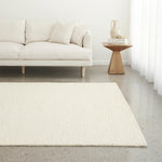Cream / 1.6 x 2.3m