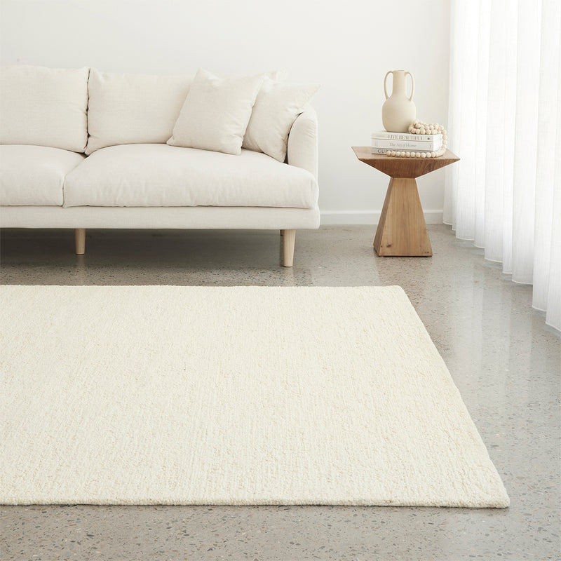 Cream / 1.6 x 2.3m