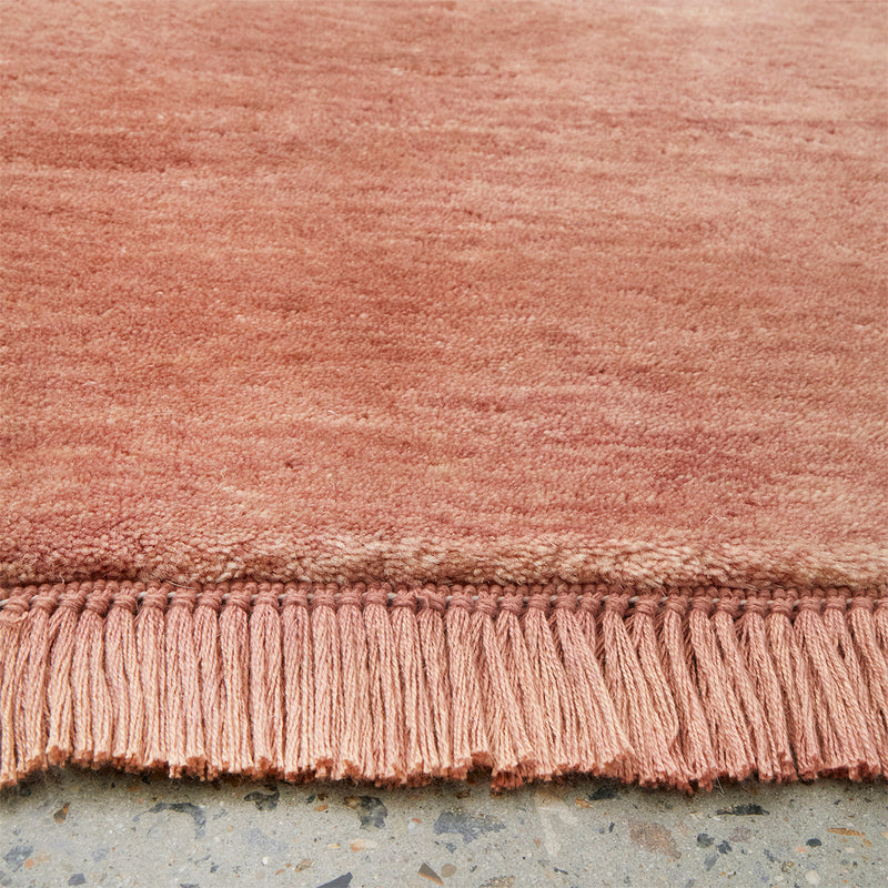 Blush Pink / 1.6 x 2.3m