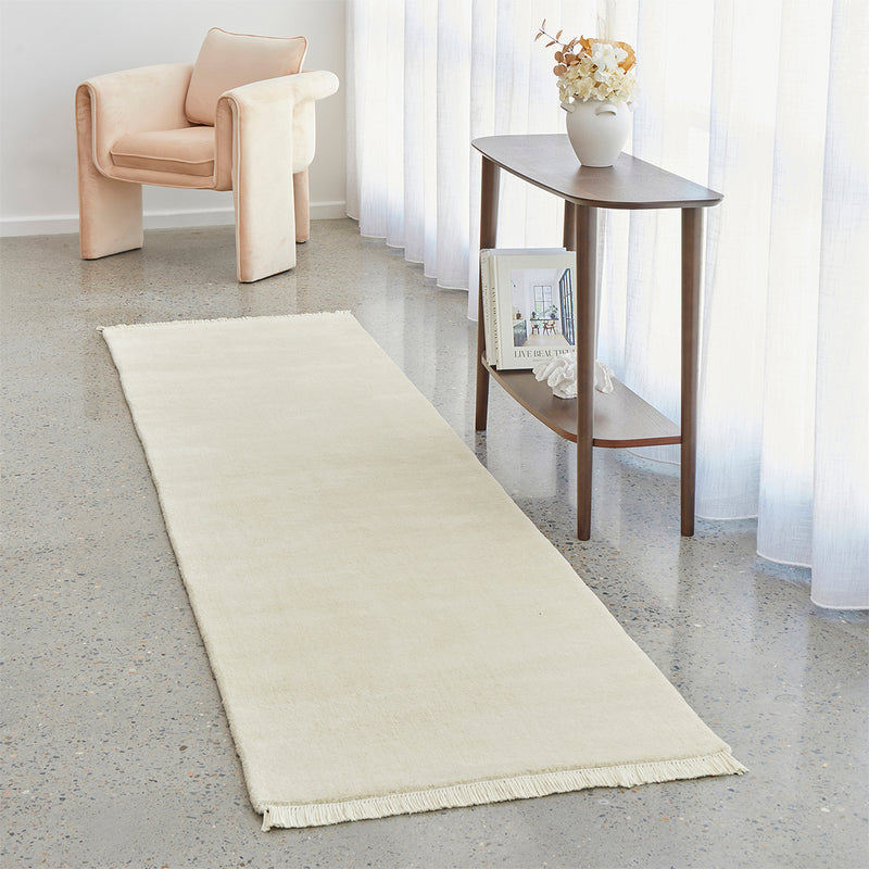 Cream / 1.6 x 2.3m