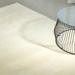 Cream / 1.6 x 2.3m